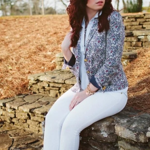J. CREW x LIBERTY LONDON June's Meadow Floral Schoolboy Blazer {OO45}